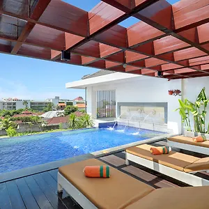 harris-hotel-seminyak.ubudhotelsnow.com/
